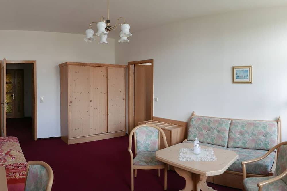 Appartement entier, Appartement (type 2) au milieu de la région des lacs du Mecklembourg in Wesenberg, Mecklenburg-Strelitz