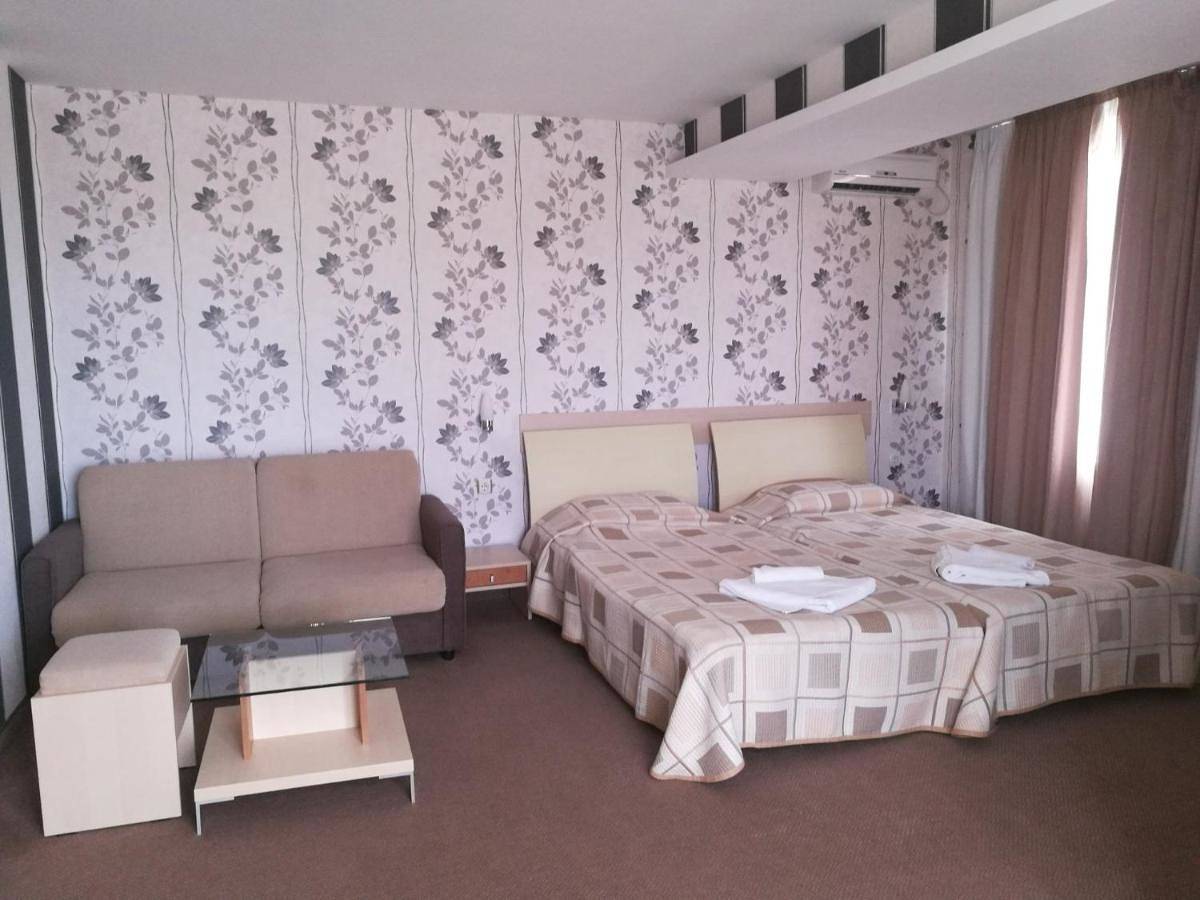 Sania in Obzor, Bourgas (oblast)