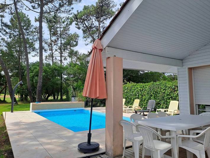 Villa mit Pool 500 m vom Strand entfernt in Moliets-Plage, Moliets-et-Maa
