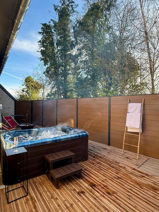 Location de vacances pour 2 personnes, avec Jacuzzi ainsi que Terrasse et Sauna à Vimory