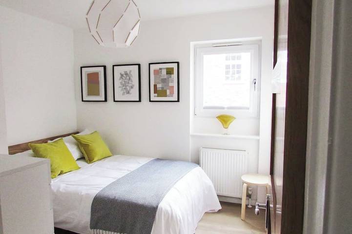Rivergem - Riverside Coach House, pet friendly in Winchester in Winchester, South Downs