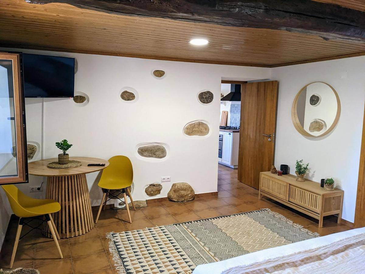 Apartamento inteiro, One-Bedroom Apartment in Lousã, Distrito de Coimbra