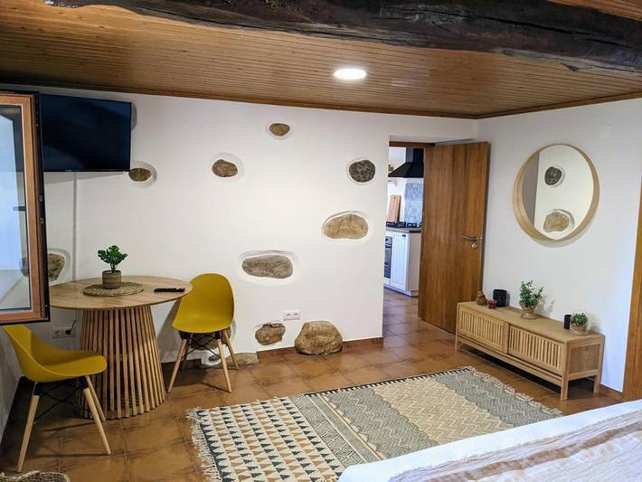 Gîte pour 2 personnes, avec vue ainsi que jardin et piscine à Lousã - 2