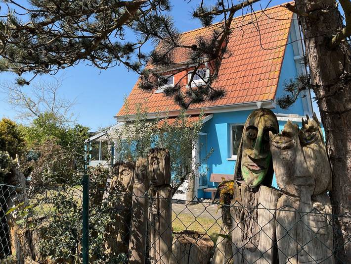 Ferienhaus für 2 Personen, mit Seeblick und Terrasse sowie Garten in Dierhagen