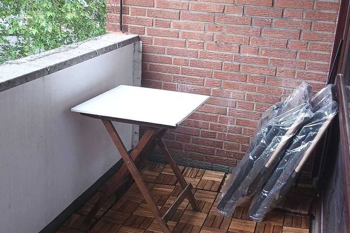 Appartement entier, Apartment close to supermarkets & nature & good connection & balconary in Homberg/Ruhrort/Baerl, Duisbourg