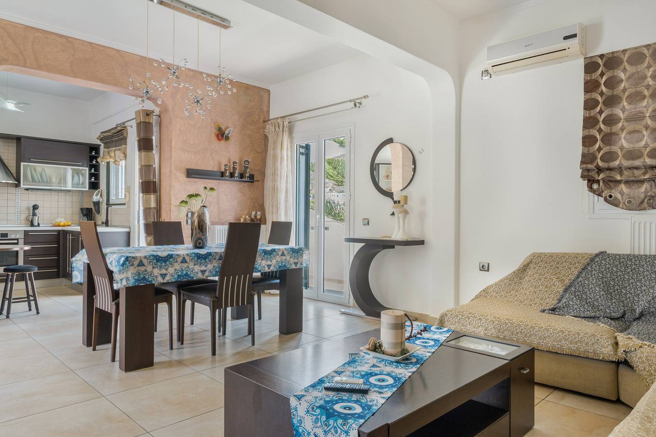 Entire apartment, Apartment 'Mouria House' with Sea View, Wi-Fi and Air Conditioning in Kythnos