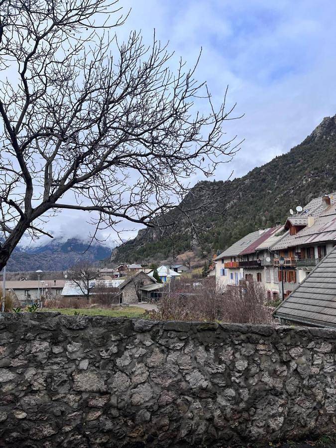 Chambre d'hôte dans un joli village haut Alpin in Saint-Crépin (Hautes-Alpes), Parc national des Écrins