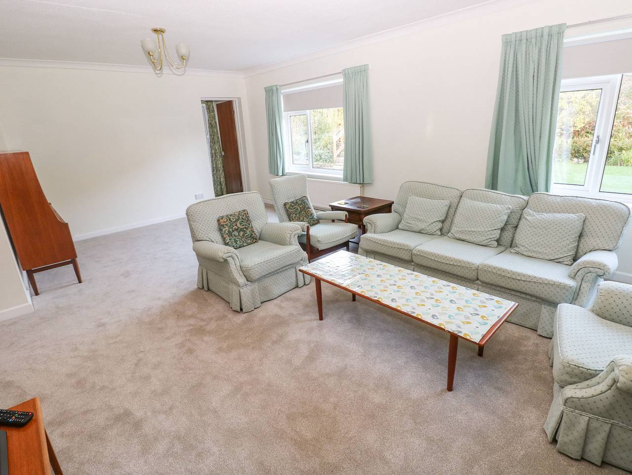 30 Long Shepherds Drive in Swansea region