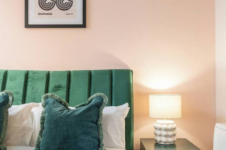Entire apartment, The Brighton Bliss - Sleeps 7 in Brighton, Sussex