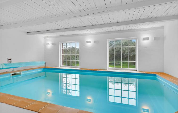 Ferienhaus für 8 Personen, mit Whirlpool und Terrasse sowie Sauna in Tranum Strand - 4