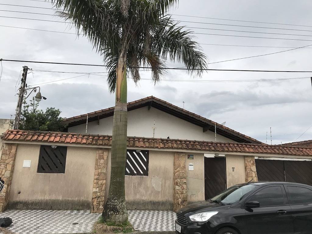 Schönes Haus am Strand! Balneário florida !! in Solemar, Praia Grande