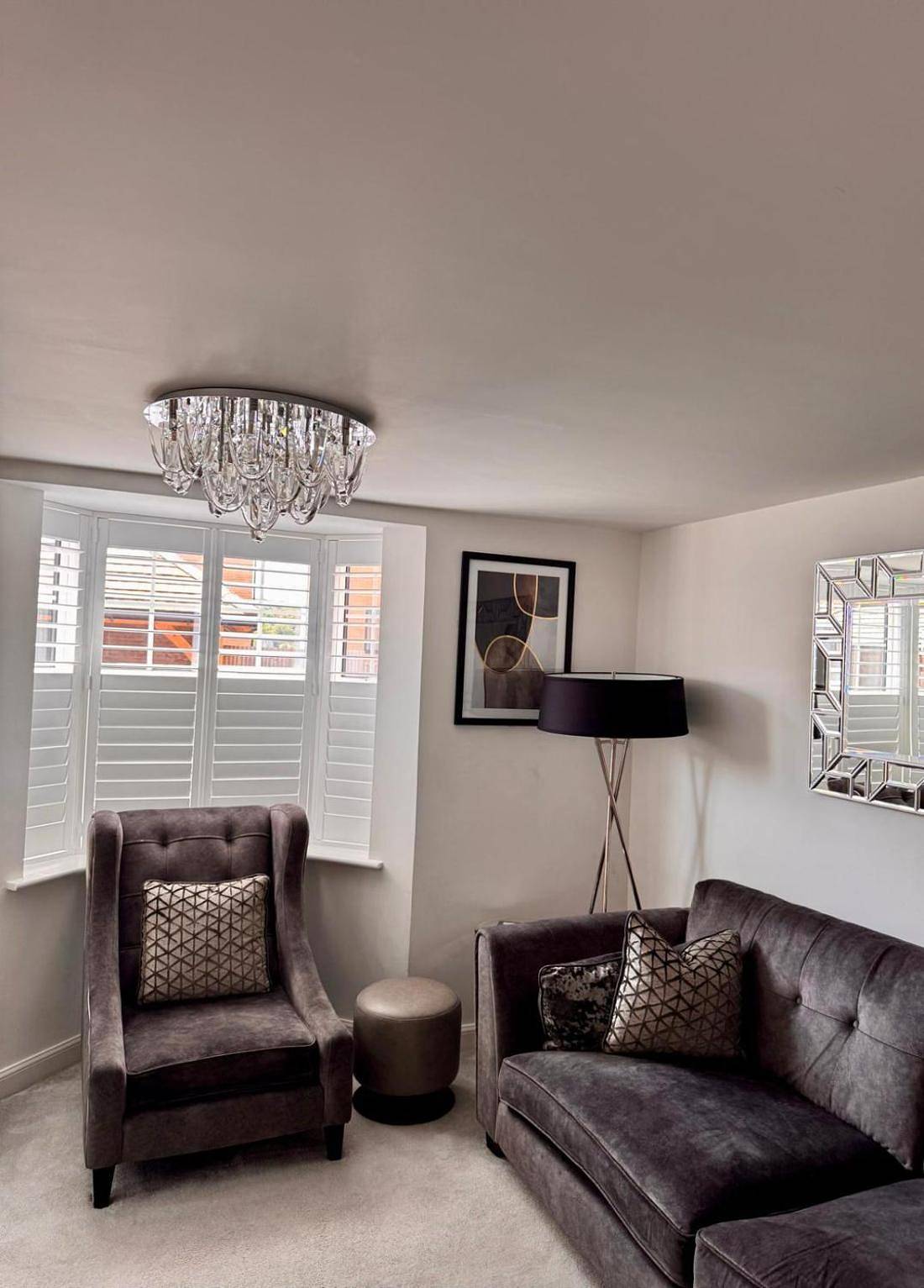 High End Spacious 4 Bed House - Free parking in Swanscombe and Greenhithe, Dartford
