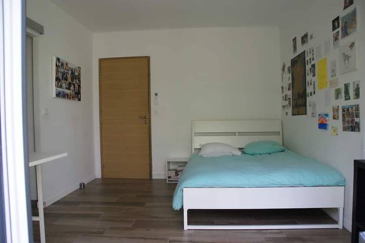 Location de vacances pour 8 personnes, avec terrasse et jardin à Saint-Marc-Jaumegarde - 2