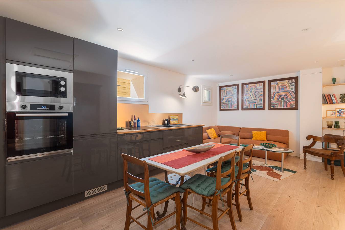 Apartamento entero, Apartamento 'Céret' con vistas a la montaña, piscina compartida y Wi-Fi in Céret, Región Céret