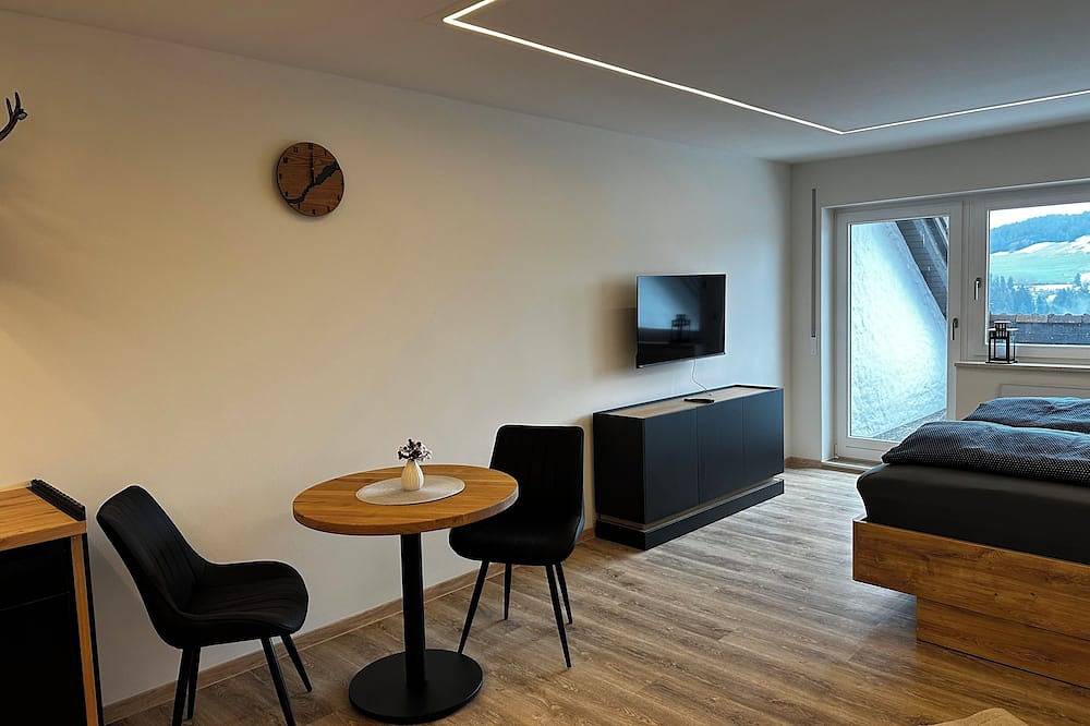 Ganze Wohnung, Allgäuer Chalet mit Panoramablick in Oberreute, Bayerisch Schwaben