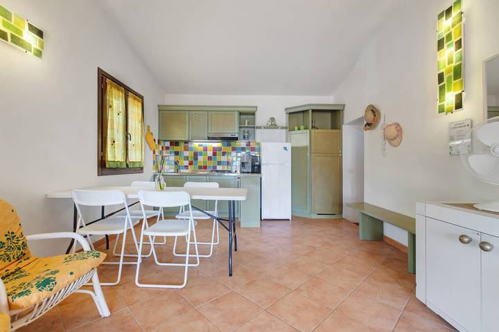 Casa vacanze 'Paraiso' con vista mare, piscina condivisa e terrazza privata in Costa Paradiso, Trinità d'Agultu e Vignola