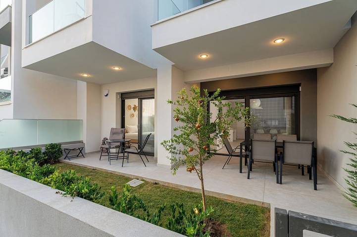 Vakantieappartement voor 5 personen, met balkon en zwembad - 1