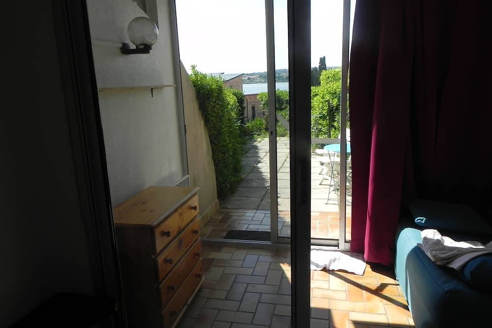 Appartement entier, Agreable studio pour curistes in Balaruc-les-Bains, Côte méditerranéenne (France)