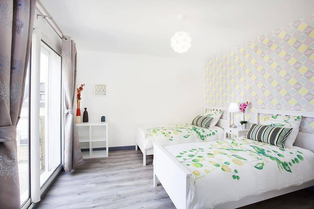 2 Independent Apartments (130 m²) – Metro Line 7 in Vitry-sur-Seine, Val-de-Marne