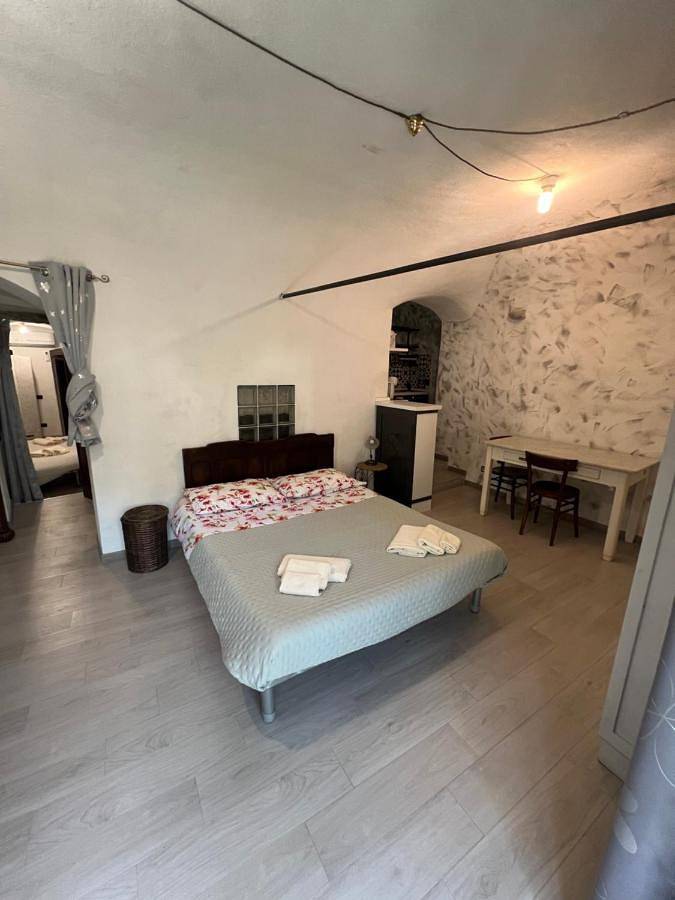 Location de vacances pour 4 personnes, avec vue à Rocchetta Nervina - 3