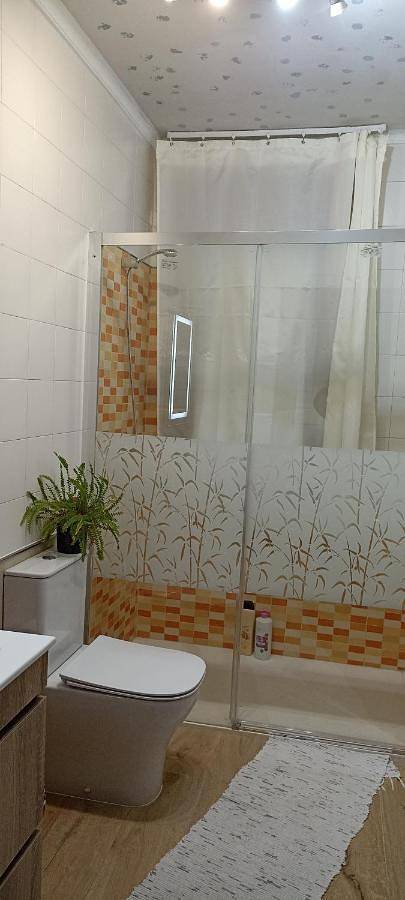 Location de vacances pour 6 personnes, avec vue et jardin à Cangas - 2