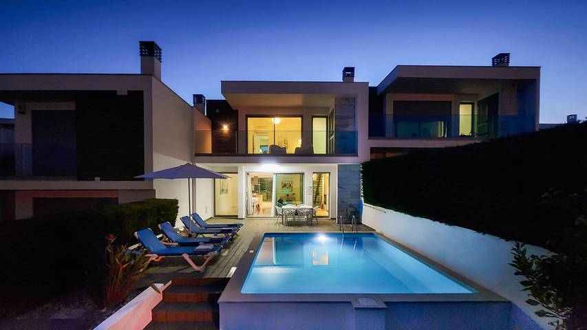 Villa for 8 people, with garden, with pets in Albufeira