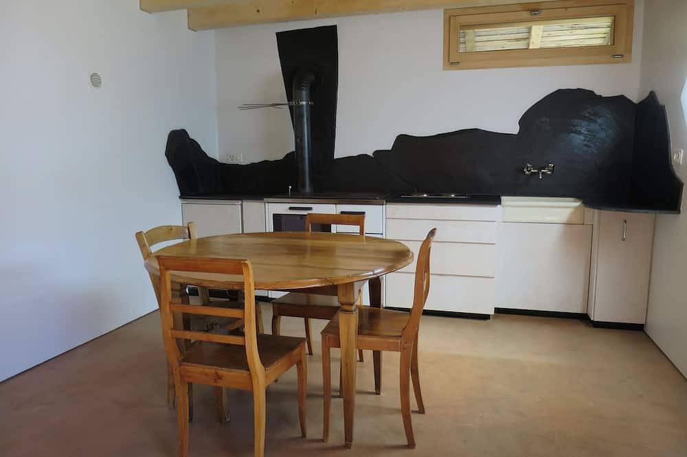 Authentisches Landhaus auf dem Land mit zeitgemäßem Komfort in Salvan, Martigny - Val de Bagnes & Umgebung