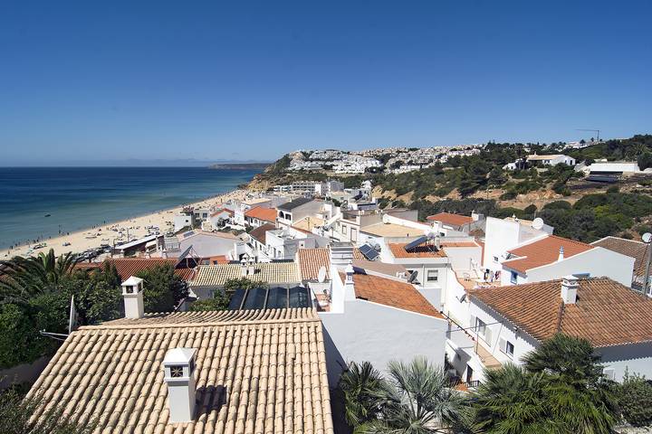 Ferienwohnung für 2 Personen, mit Meerblick und Terrasse in Salema - 2