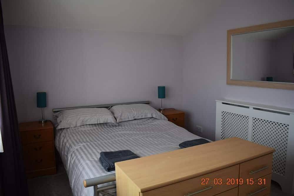 Hampshire Townhouse 10 mins walk from beach in Gosport, Hampshire