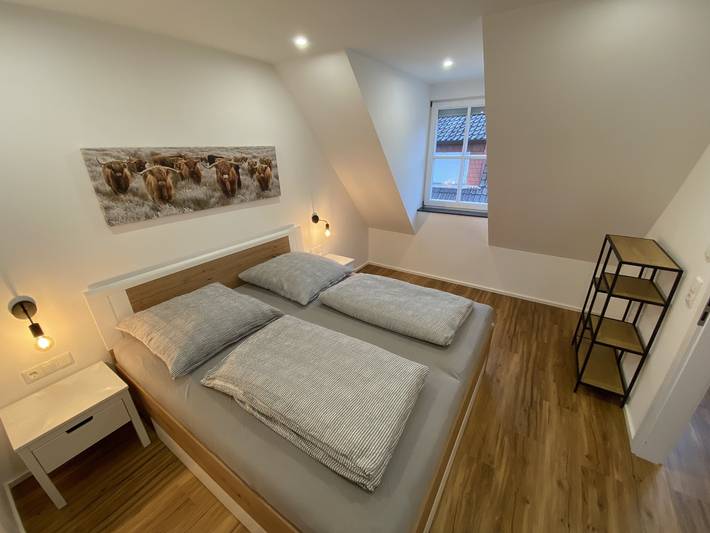 Ganze Wohnung, Ferienwohnung Scheuring 2. Og Süd - Ferienwohnung 2. Og Süd in Nordheim am Main, Fränkisches Weinland