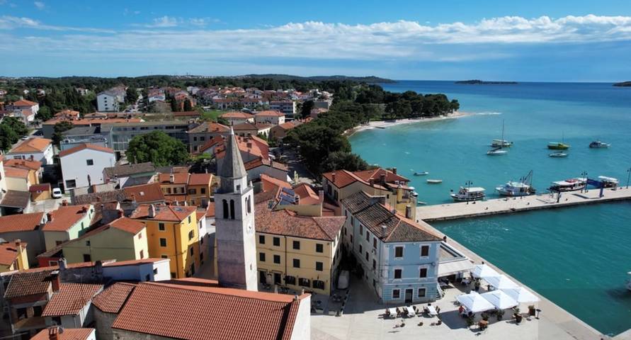 Appartamento per 4 persone, con balcone a Fazana
