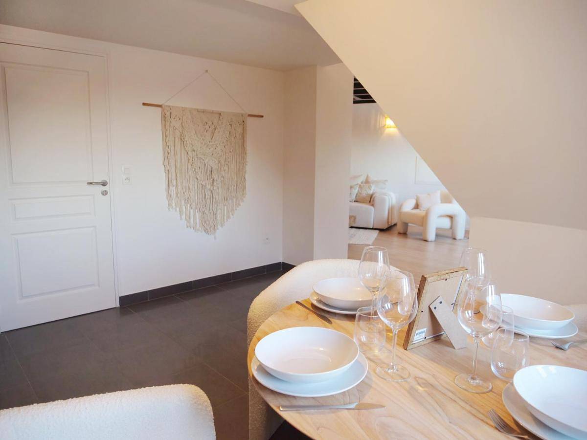 Appartement entier, Two-Bedroom Apartment in Amiens, Région d'Amiens