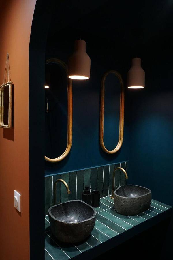 Appartement entier, Casaïa - Essaouira - Chambre avec salle de bain privée in Hyeres, Parc national de Port-Cros