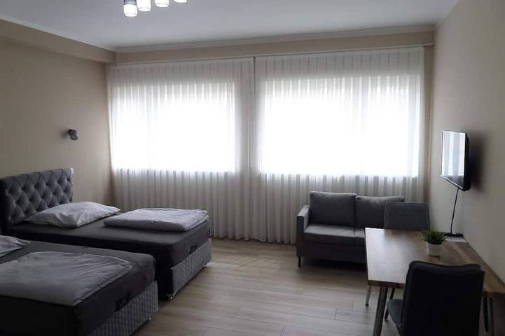Ganze Wohnung, Appartement mit getrennten Betten in Erlenbach am Main, Fränkisches Weinland