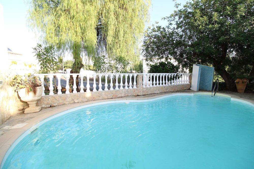 Alcaria Pool House in Altura, Faro Distrikt