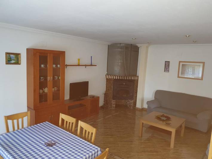 Casa rural para 6 personas, con Balcón y Jacuzzi además de Terraza y Jardín en Provincia de Cuenca - 3