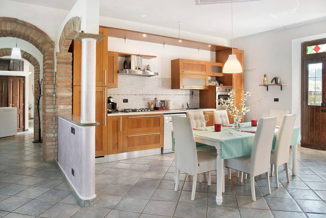 Geheel appartement, Appartement 'La Dolce Vita' met privétuin, privézwembad en Wi-Fi in Castell'Alfero, Provincie Asti