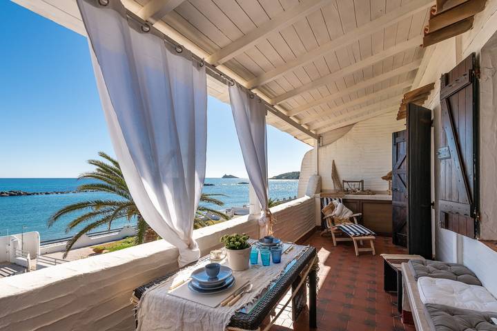 Casa sulla spiaggia per 5 persone, con Balcone e Giardino in 