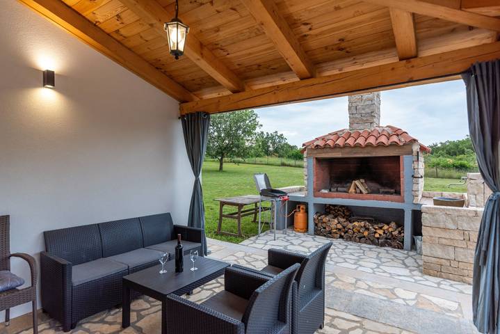 Villa für 8 Personen, mit Garten und Terrasse in Kroatien - 4