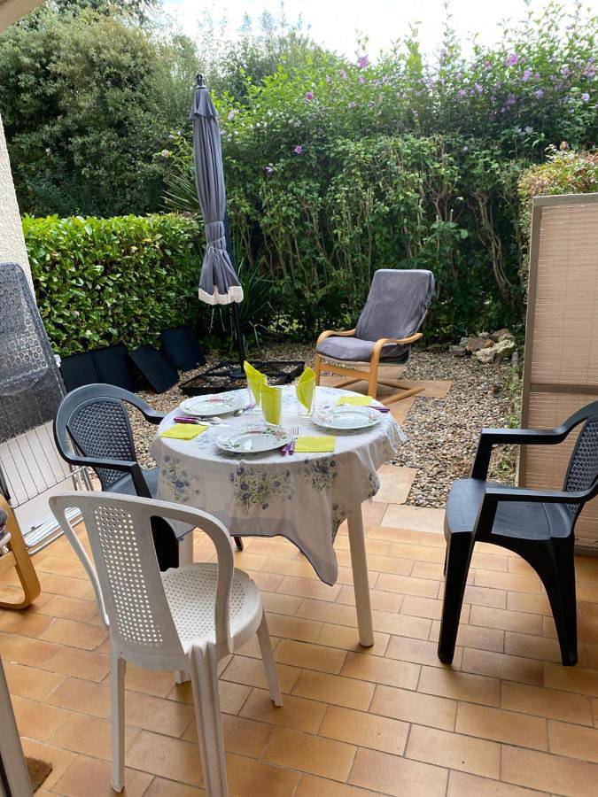 Gîte pour 4 personnes, avec vue et jardin à Barbotan les Thermes - 2