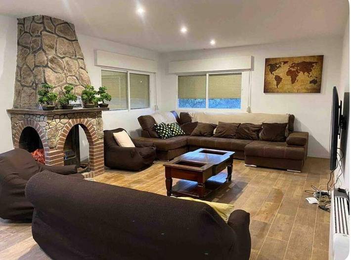 Casa rural para 20 personas, con Balcón y Terraza además de Jardín y Piscina en Alcabón - 3