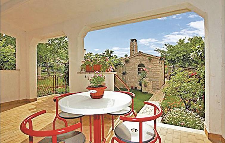 Ferienwohnung für 6 Personen, mit Terrasse in Pula - 3