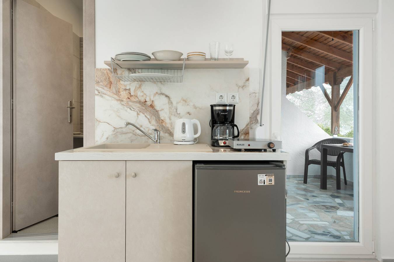 Ganze Wohnung, Apartment 'Double Studio No 10' mit Balkon und Wlan in Panormos, Kalymnos