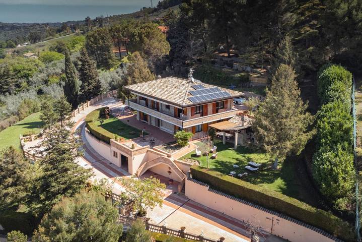 Appartamento per 10 persone, con giardino a Chieti