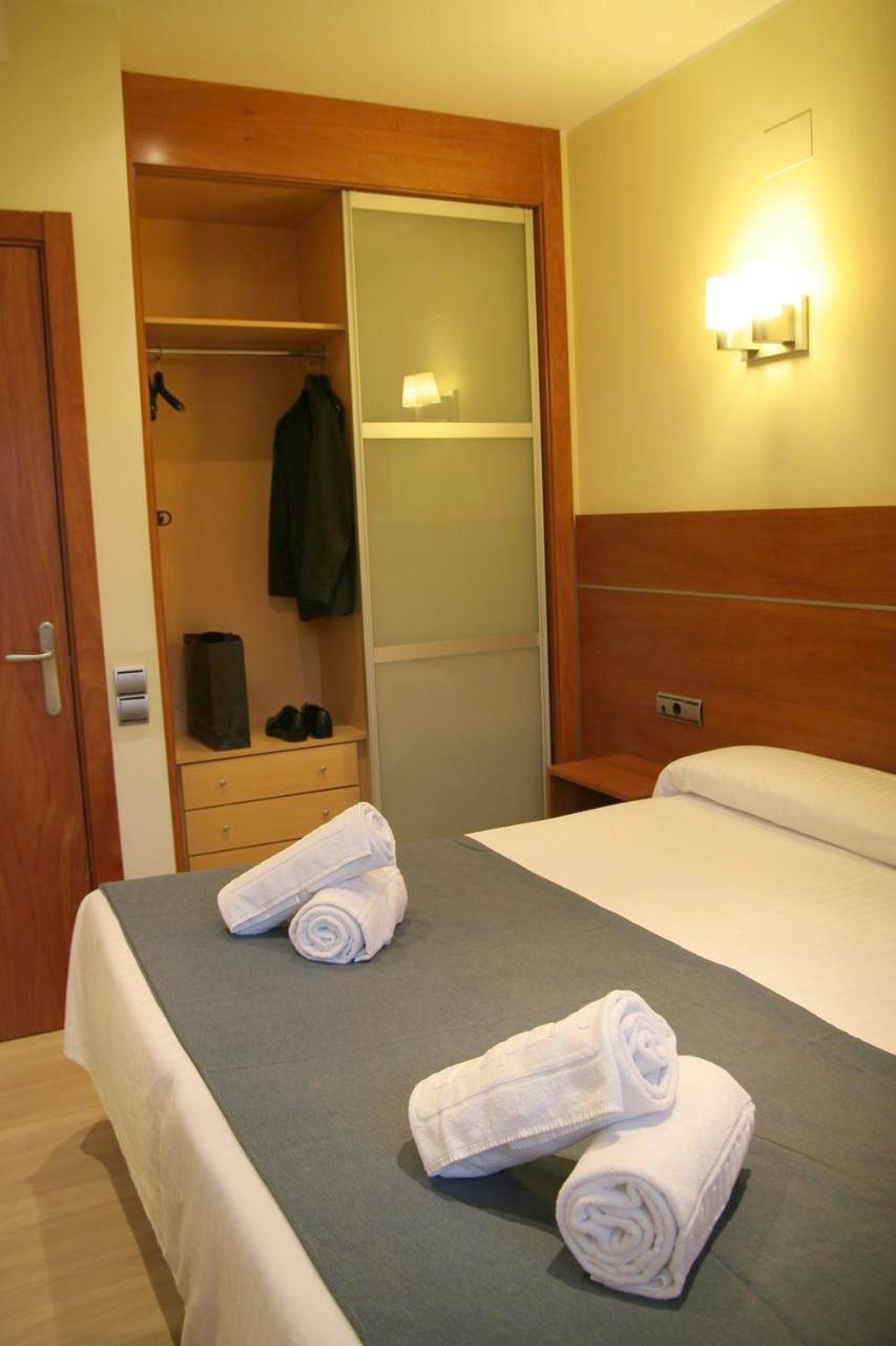 Two-Bedroom Apartment (2 Adults) in Centro Barcelona, Barcelona