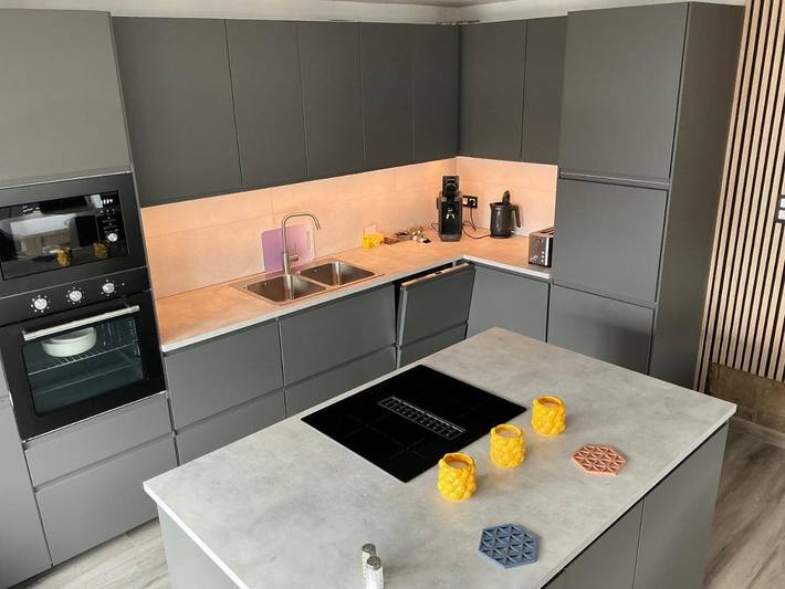 Location de vacances pour 6 personnes, avec Balcon et Terrasse ainsi que Jardin et Vue à Tenneville - 3