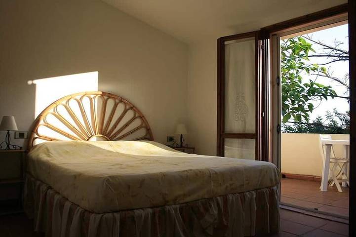 Villa à quelques mètres de la mer pour des vacances reposantes in Solanas, Comune di Sìnnia