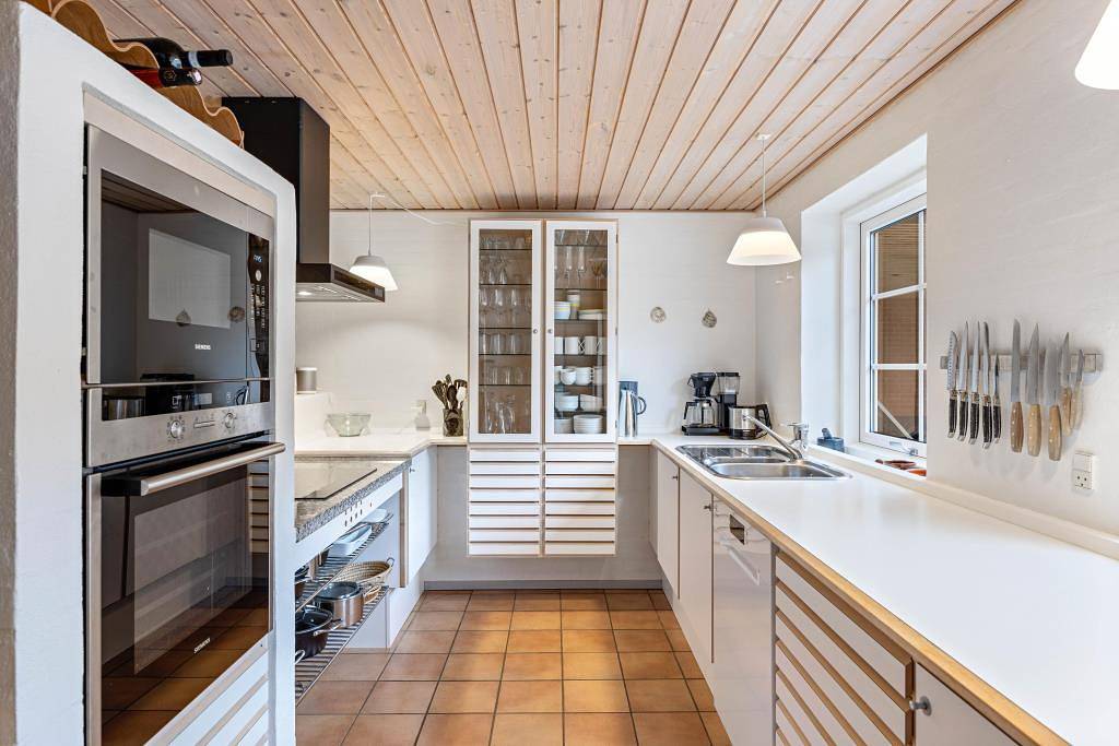 Strandnahes Reetdachhaus für 12 Personen mit Sauna in Hvide Sande, Holmsland Klit