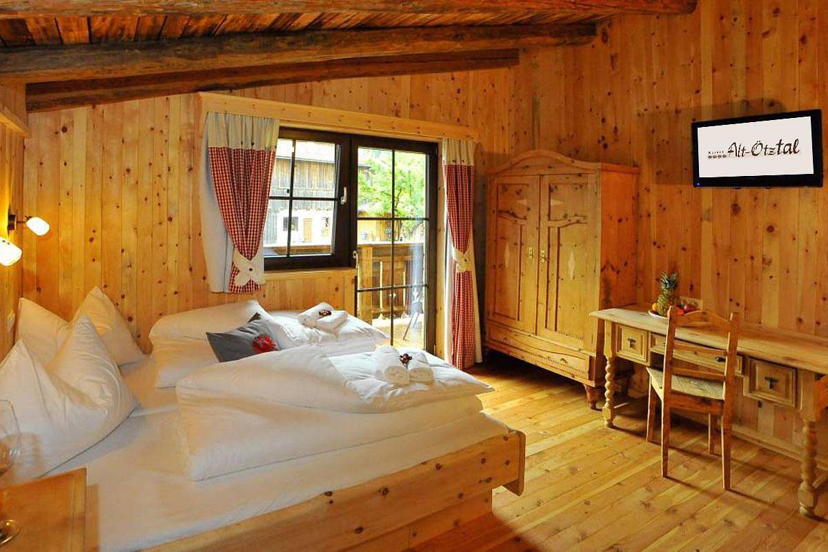 Ganze Ferienwohnung, Apartment Hütte in Sautens, Ötztal