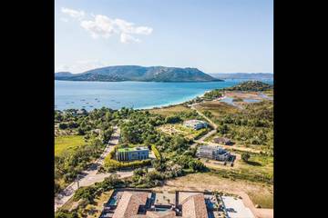 Villa pour 6 personnes, avec jardin et sauna ainsi que terrasse et piscine dans Cala Rossa